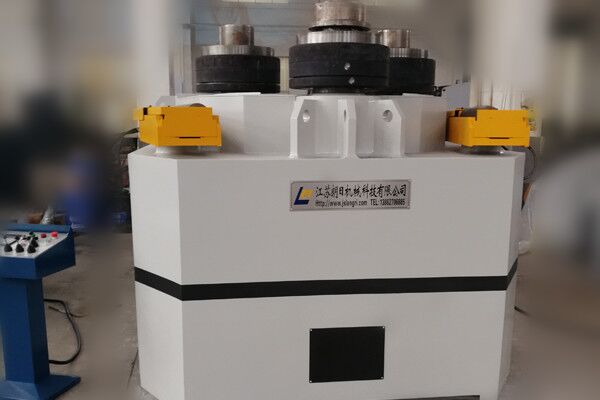 關(guān)于型材彎曲機，這些注意事項不可忽視